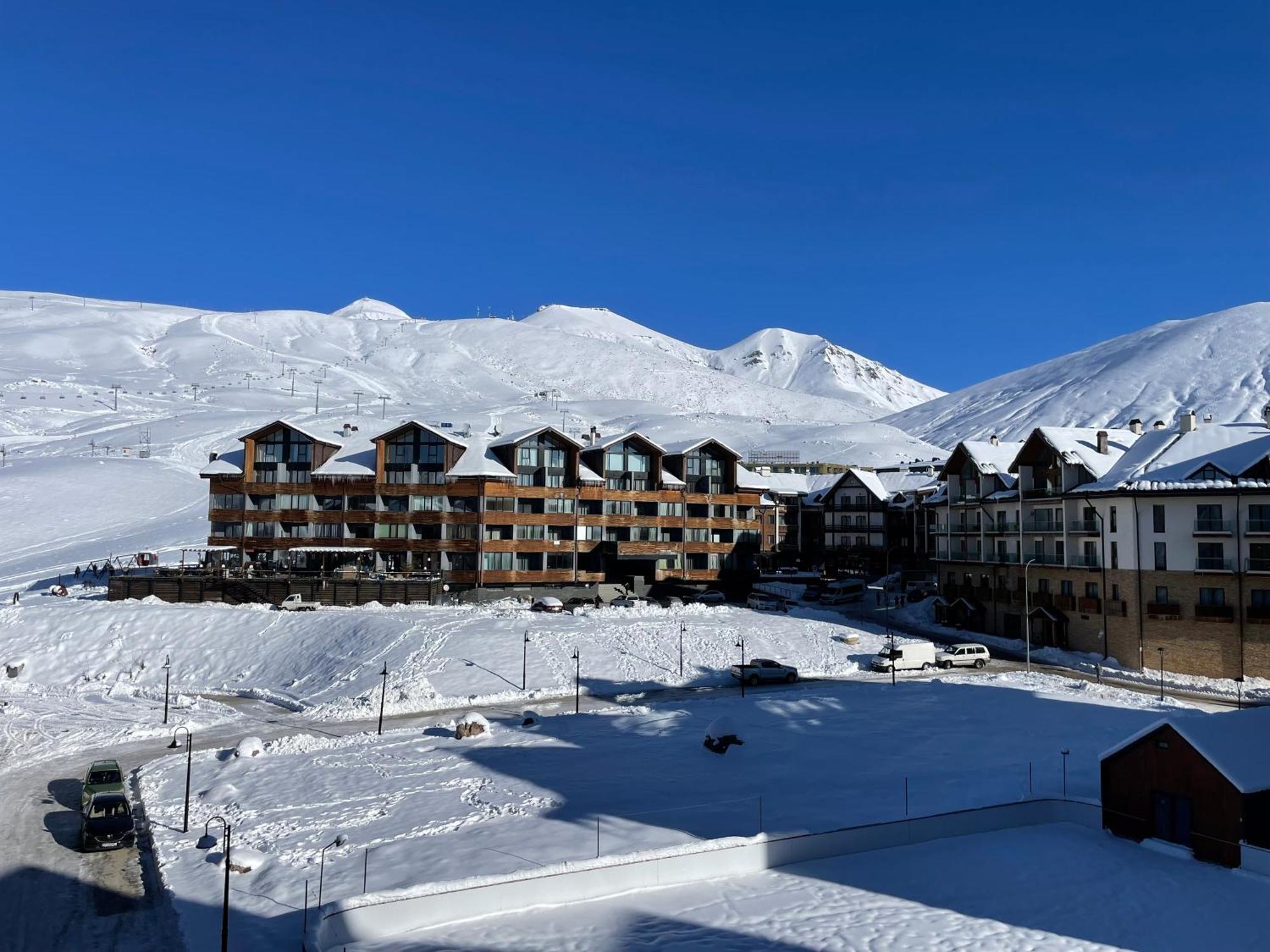 Four Season Gudauri Exterior foto